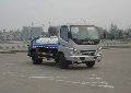 福田小卡洒水车
