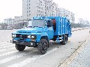东风140压缩式垃圾车