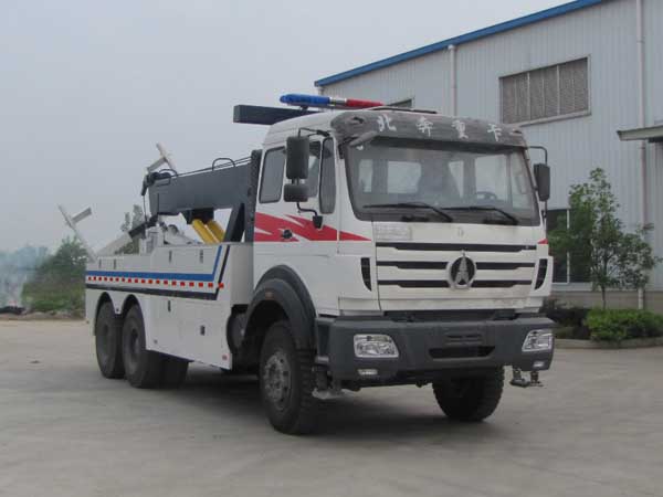 北奔后双桥道路清障车