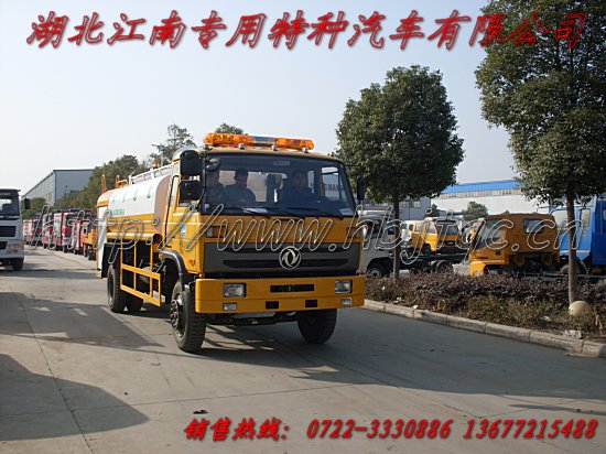 东风153供水消防车