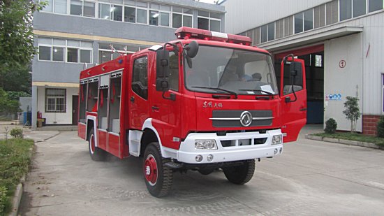 东风天锦四驱消防车