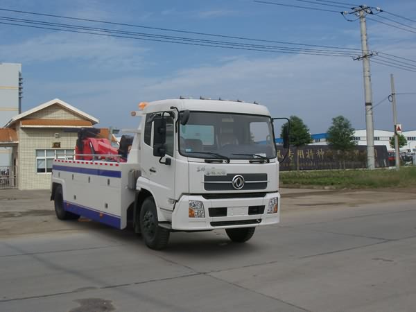 东风天锦道路清障车