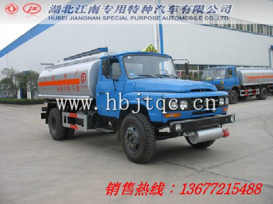 东风140加油车
