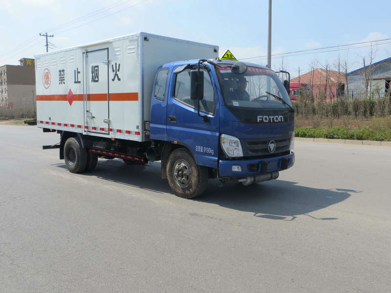 福田奥铃4.5吨爆破器材运输车